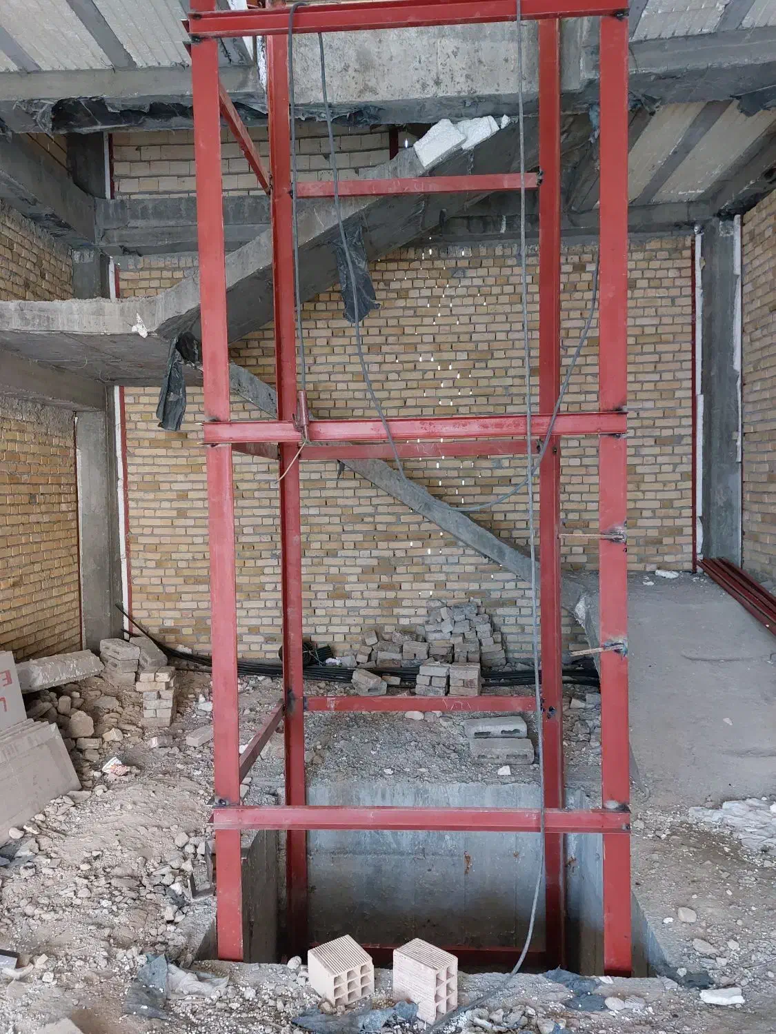 شاسی کشی اسانسور (اهن کشی اسانسور )|خدمات پیشه و مهارت|ایلام, |دیوار