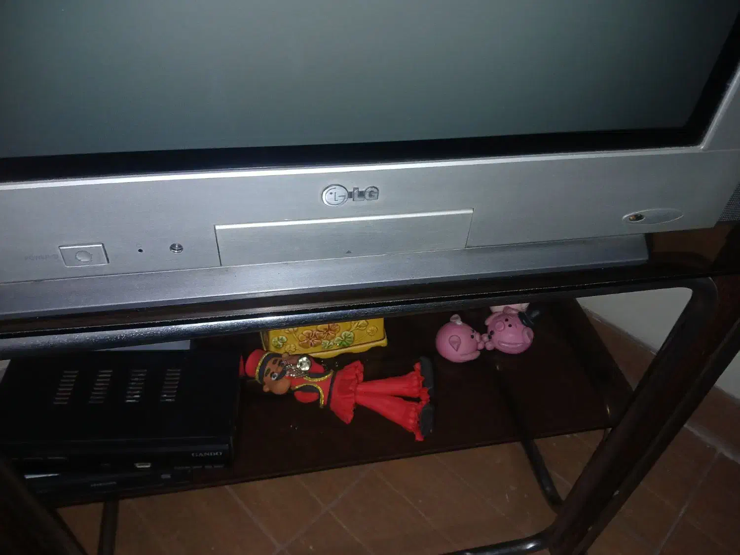 تلوزیون Lg|تلویزیون و پروژکتور|شیراز, معالیآباد|دیوار