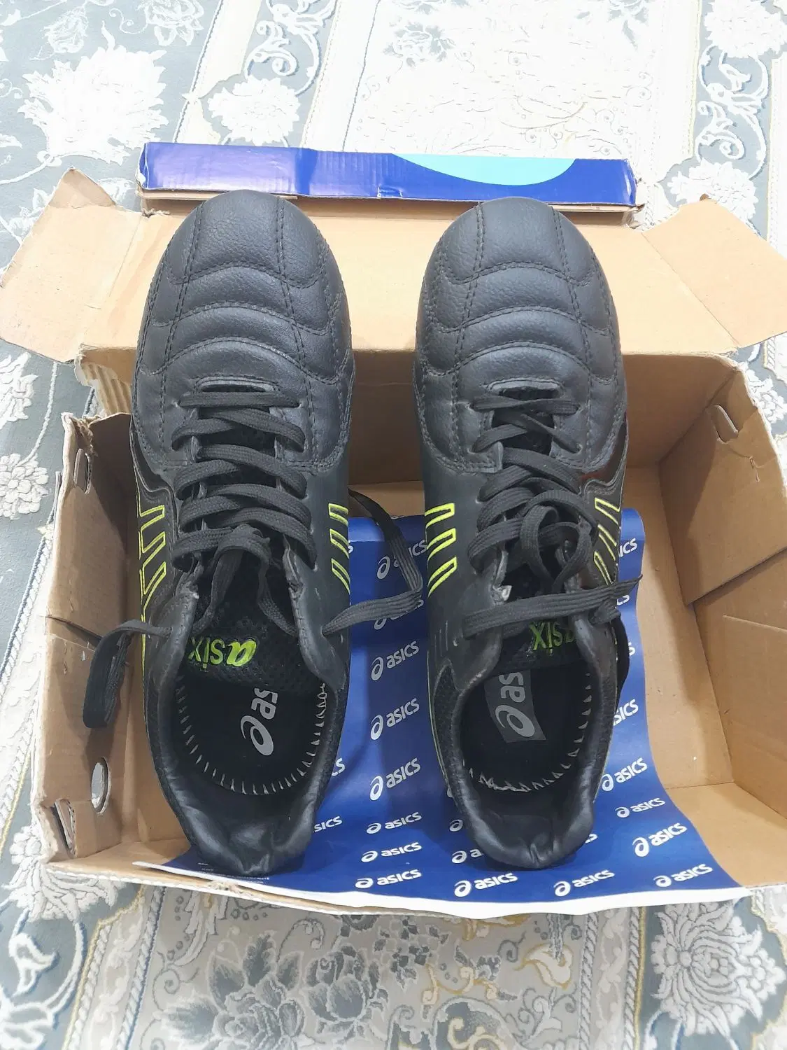 کفش asics|کیف، کفش، کمربند|کاشمر, |دیوار