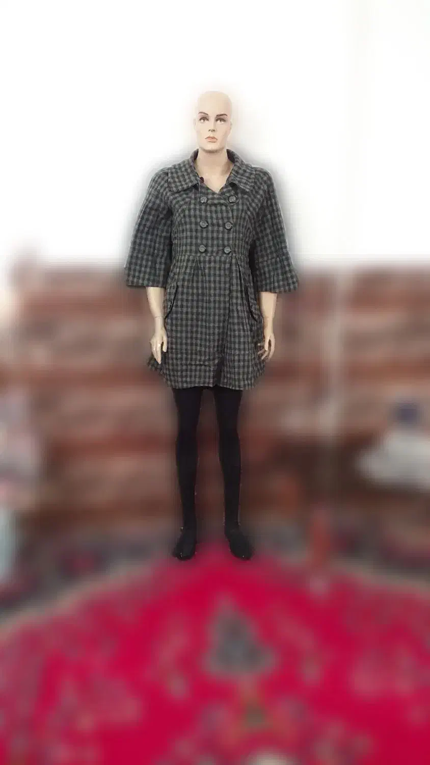 پالتوخارجی|لباس|ایلام, |دیوار