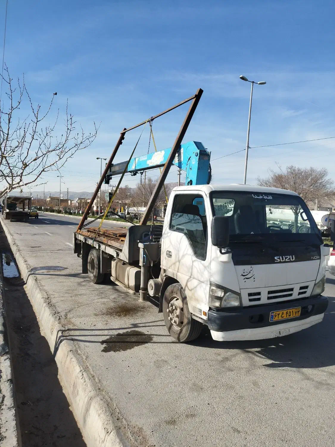 جرثقیل خاور ایسوزو|خدمات حمل و نقل|شیراز, ترمینال باربری|دیوار