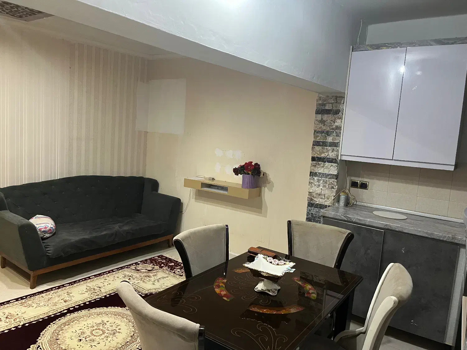 سوسیت تمیز برای مجرد ومتاهل دربست|اجارهٔ کوتاه‌مدت آپارتمان و سوئیت|رشت, فرزانه|دیوار