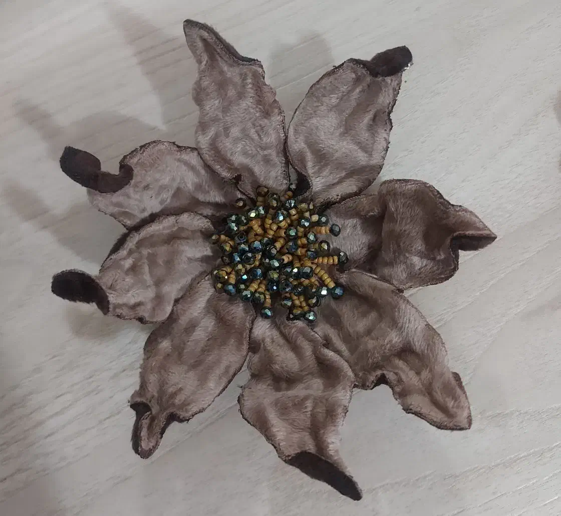 اپلیکیشن و گلهای پارچه ای|گل مصنوعی|تهران, صادقیه|دیوار