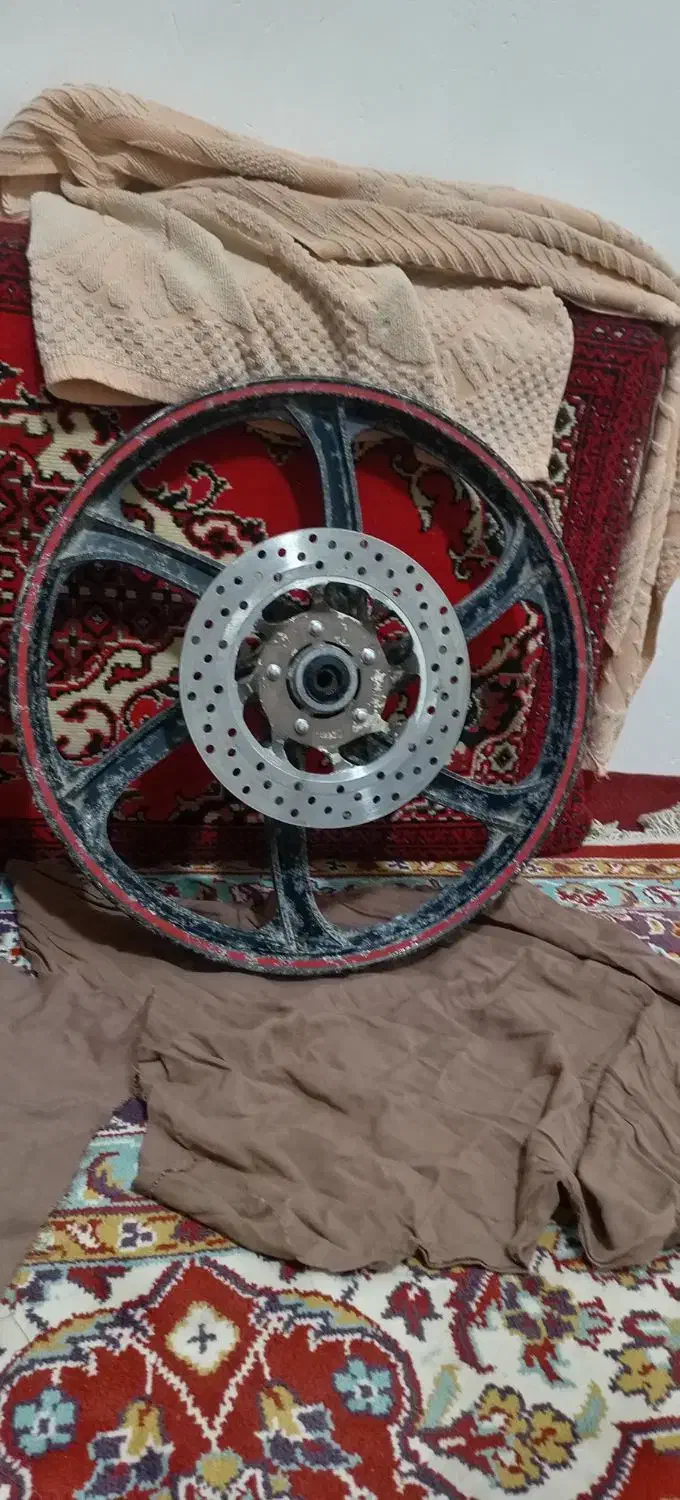 طوقه موتور کمک یه جفت|موتورسیکلت|سبزوار, شرق کال جنوبی (شمس آبادی)|دیوار