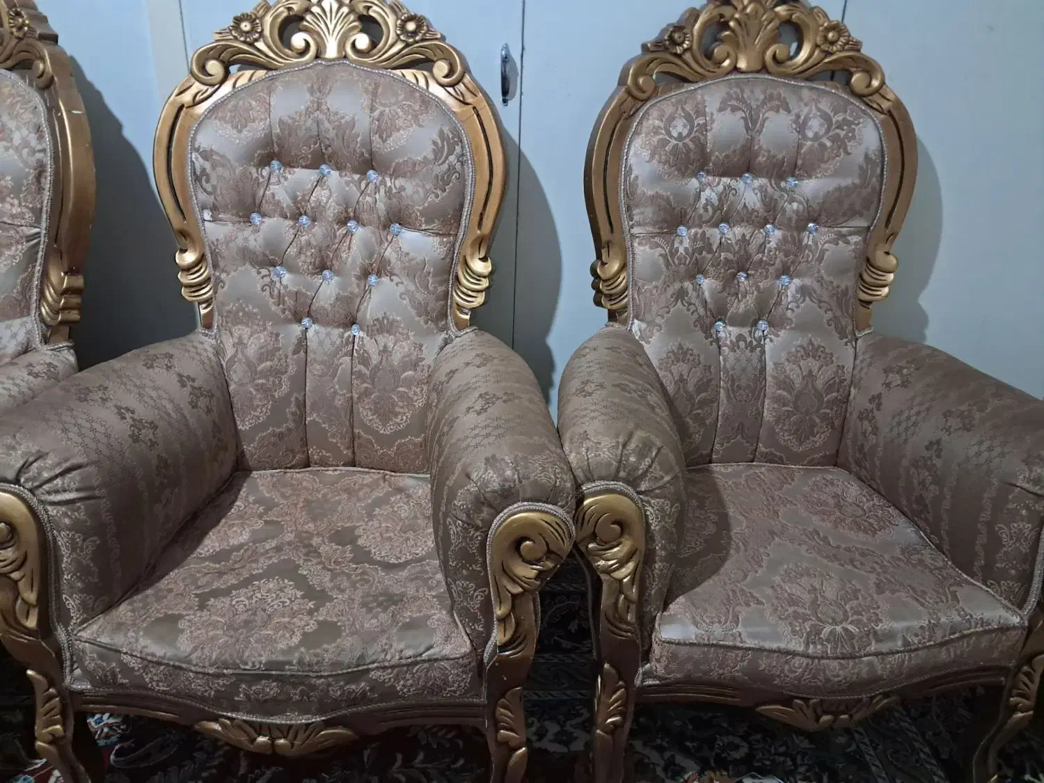 مبل ۹ نفره مدالیون|مبلمان خانگی و میز عسلی|مشهد, شهرک ابوذر|دیوار