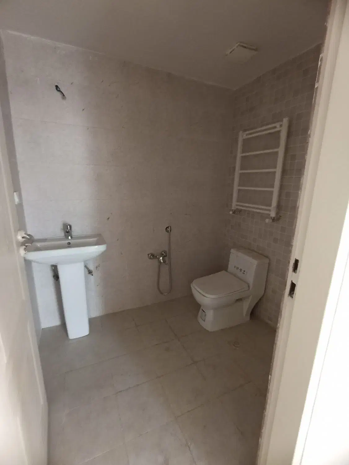 فروش واحد ۱۱۳ متری اندیشه فاز ۴|فروش آپارتمان|اندیشه, اندیشه فاز ۴|دیوار