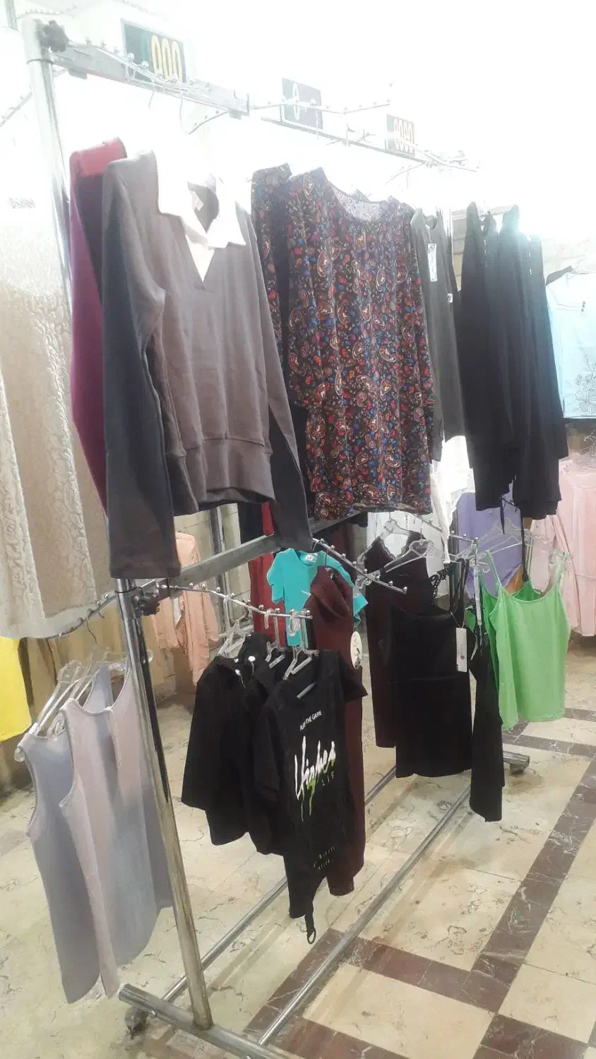 رگال|فروشگاه و مغازه|اندیشه, اندیشه فاز ۲|دیوار