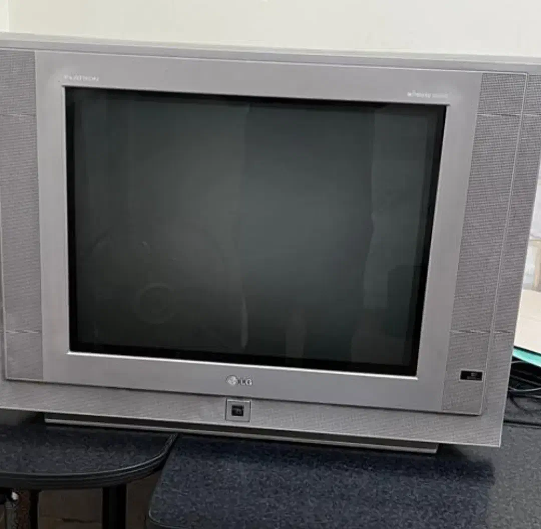 دو عدد تلویزیون قدیمی|تلویزیون و پروژکتور|فیروزآباد (فارس), |دیوار