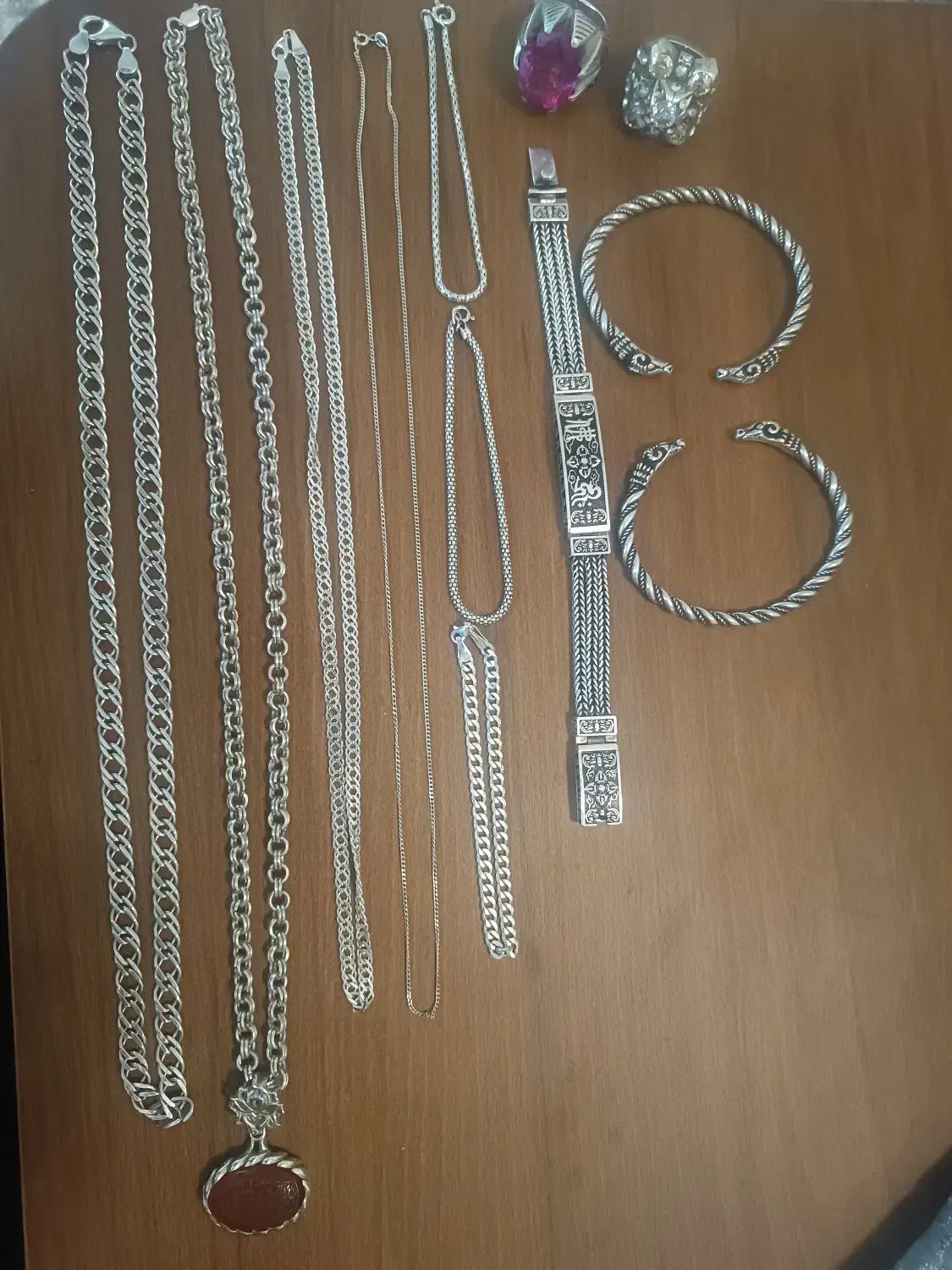 زنجیر نقره|جواهرات|گنبد کاووس, |دیوار