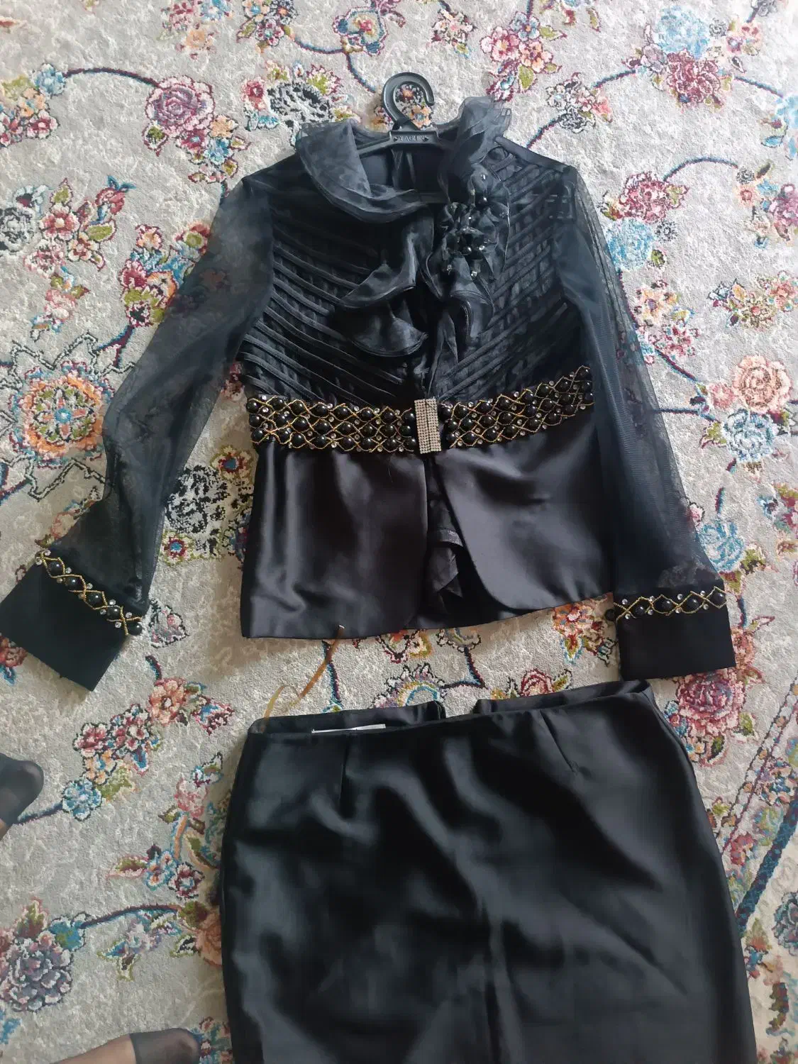 کت و دامن مجلسی|لباس|خرمآباد, |دیوار