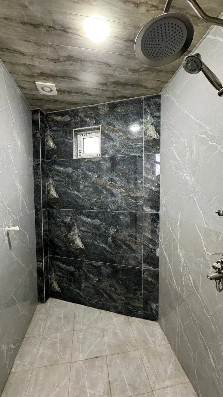 ویلانوسازمرکزشهرمناسبسکونت دائم220مترزمین120متربنا|فروش خانه و ویلا|رشت, بلوار گیلان|دیوار