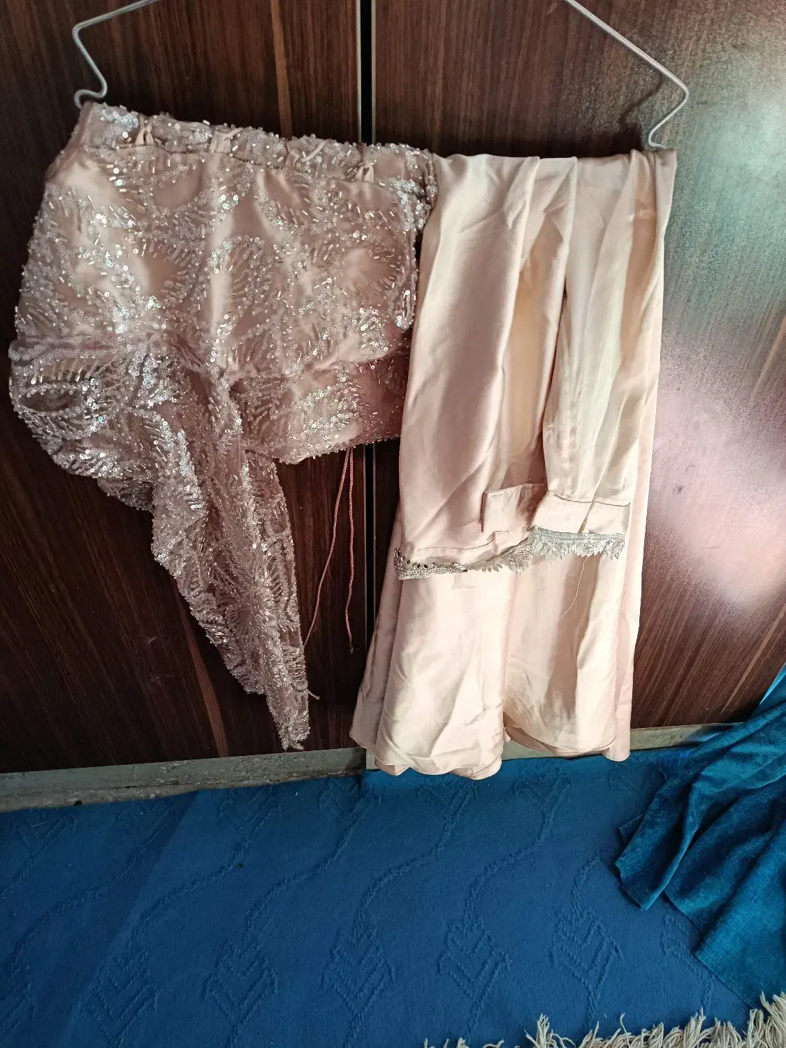 لباس مجلسی|لباس|سیرجان, |دیوار