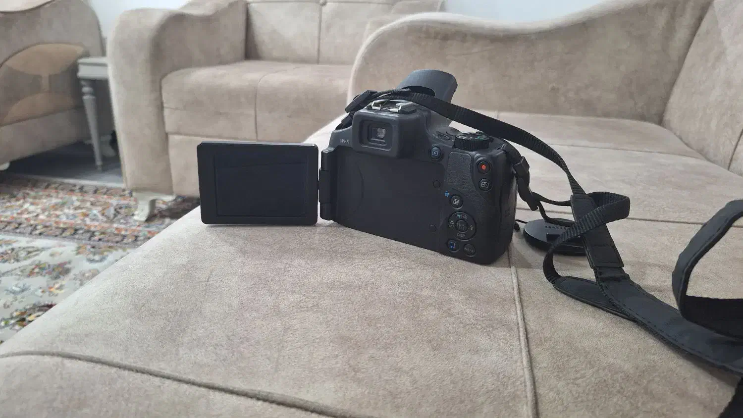 دوربین عکاسی و فیلم برداری canon|دوربین عکاسی و فیلمبرداری|بوکان, |دیوار