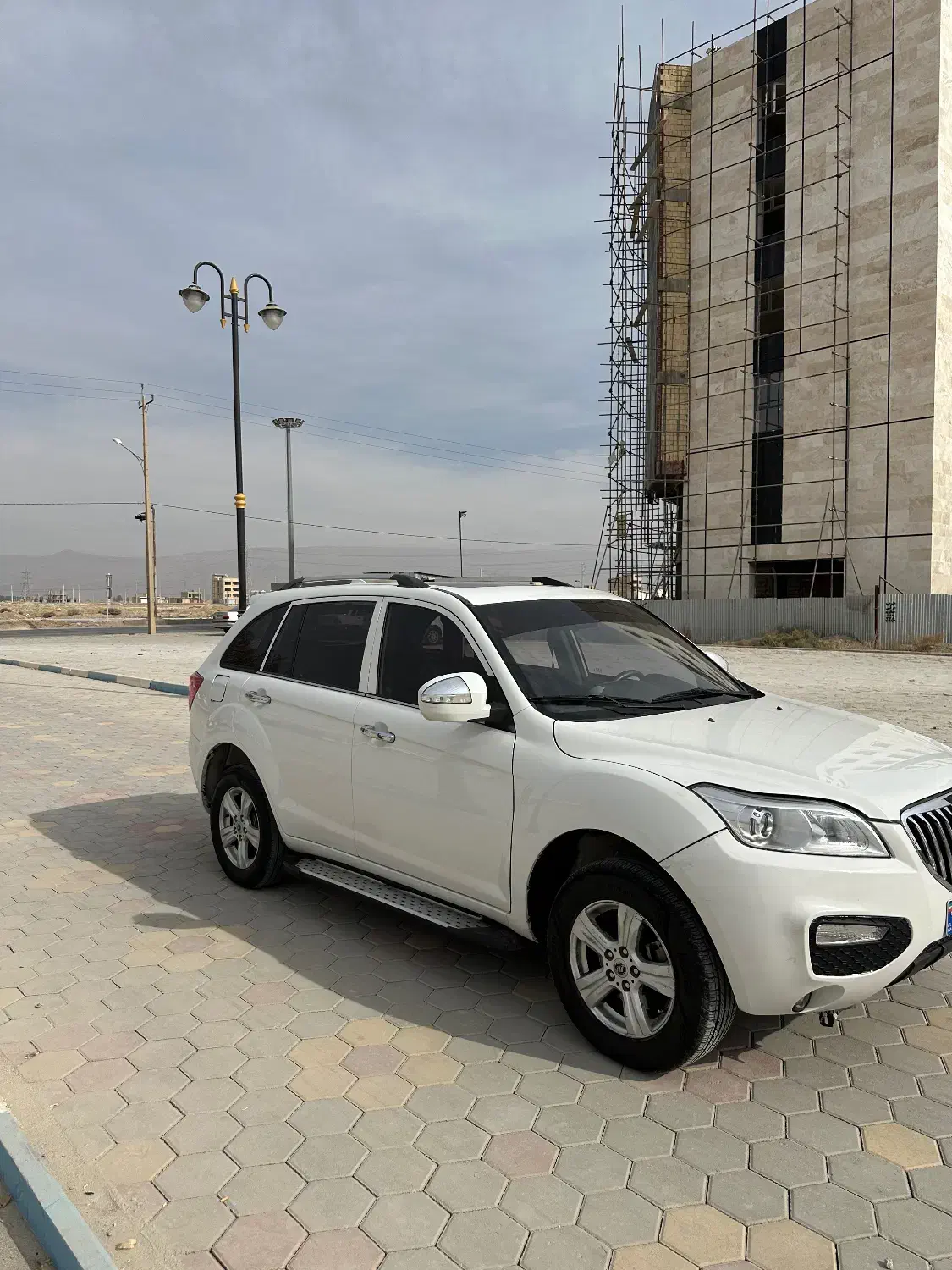 لیفانx60دنده هیلمنی مدل۱۳۹۵|خودرو سواری و وانت|شیراز, رکنآباد|دیوار