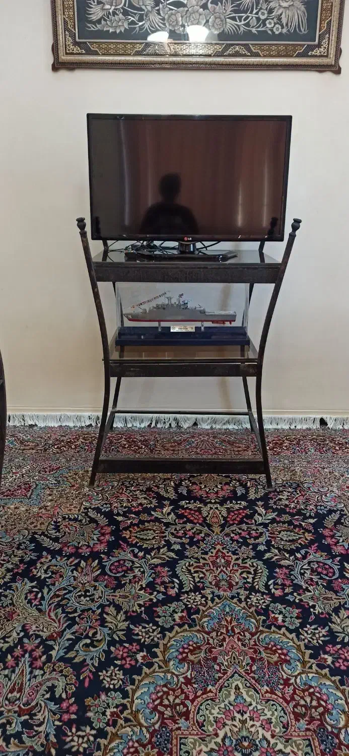 میز تلویزیون و دکوری فرفوژه|میز تلویزیون|اهواز, شهرک توسعه نیشکر|دیوار