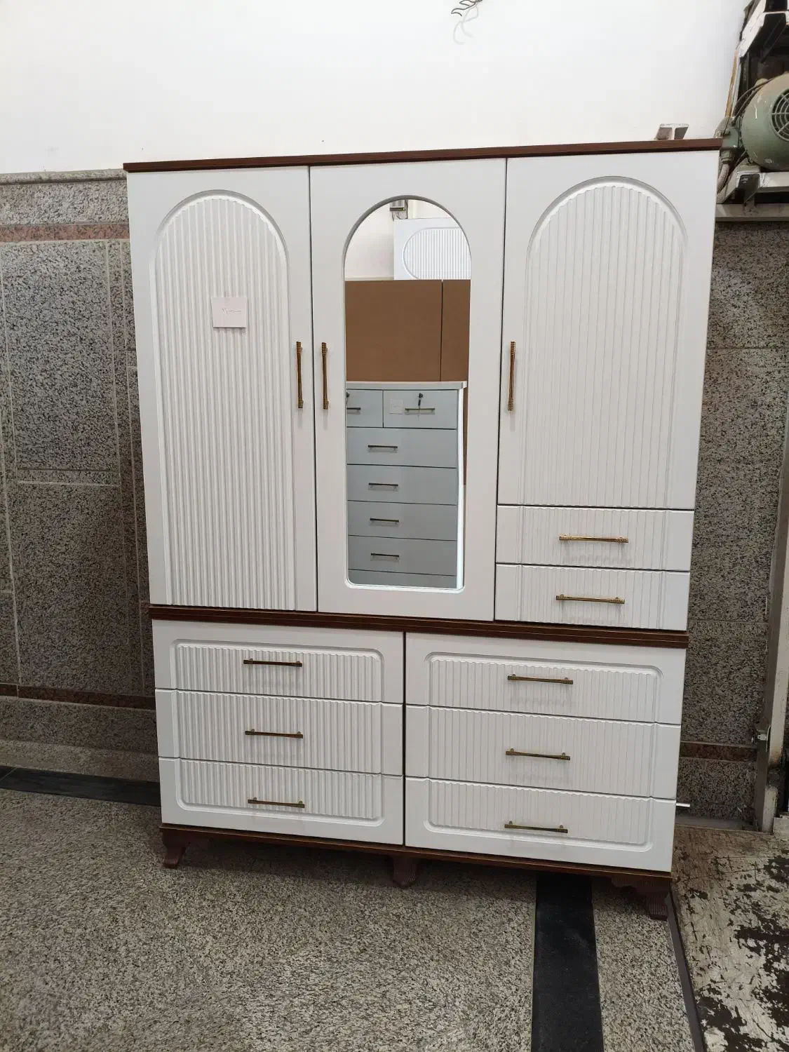 کمد ۱۴۰ هشت کشو|جاکفشی، کمد، دراور|قم, شاه ابراهیم|دیوار