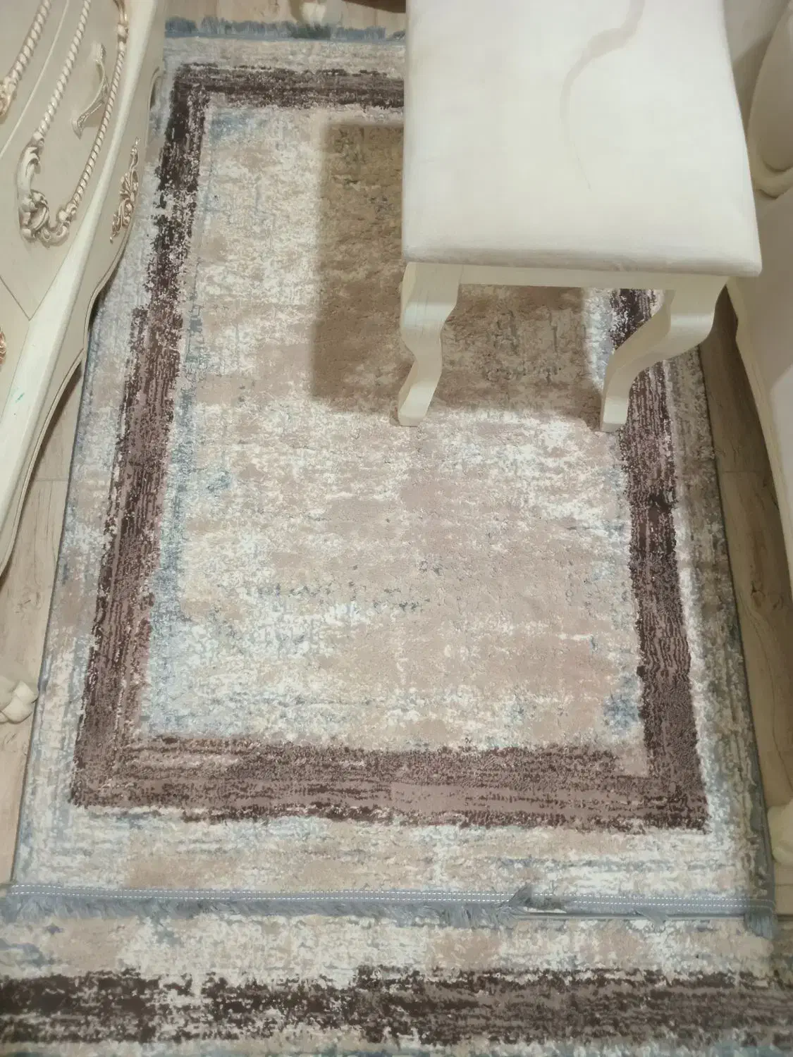 چند عددفرش|فرش|رشت, کوی امام رضا|دیوار