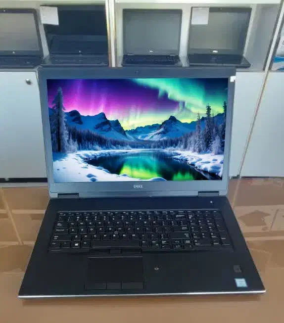 لپتاپ دل i7 با 16 گیگ گرافیک واقعی، ویندوز اصلی|رایانه همراه|اصفهان, سرچشمه|دیوار