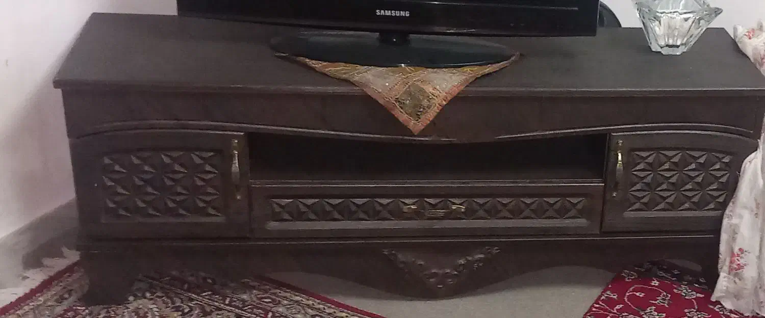 وسایل خانه|میز تلویزیون|رشت, معلولین|دیوار