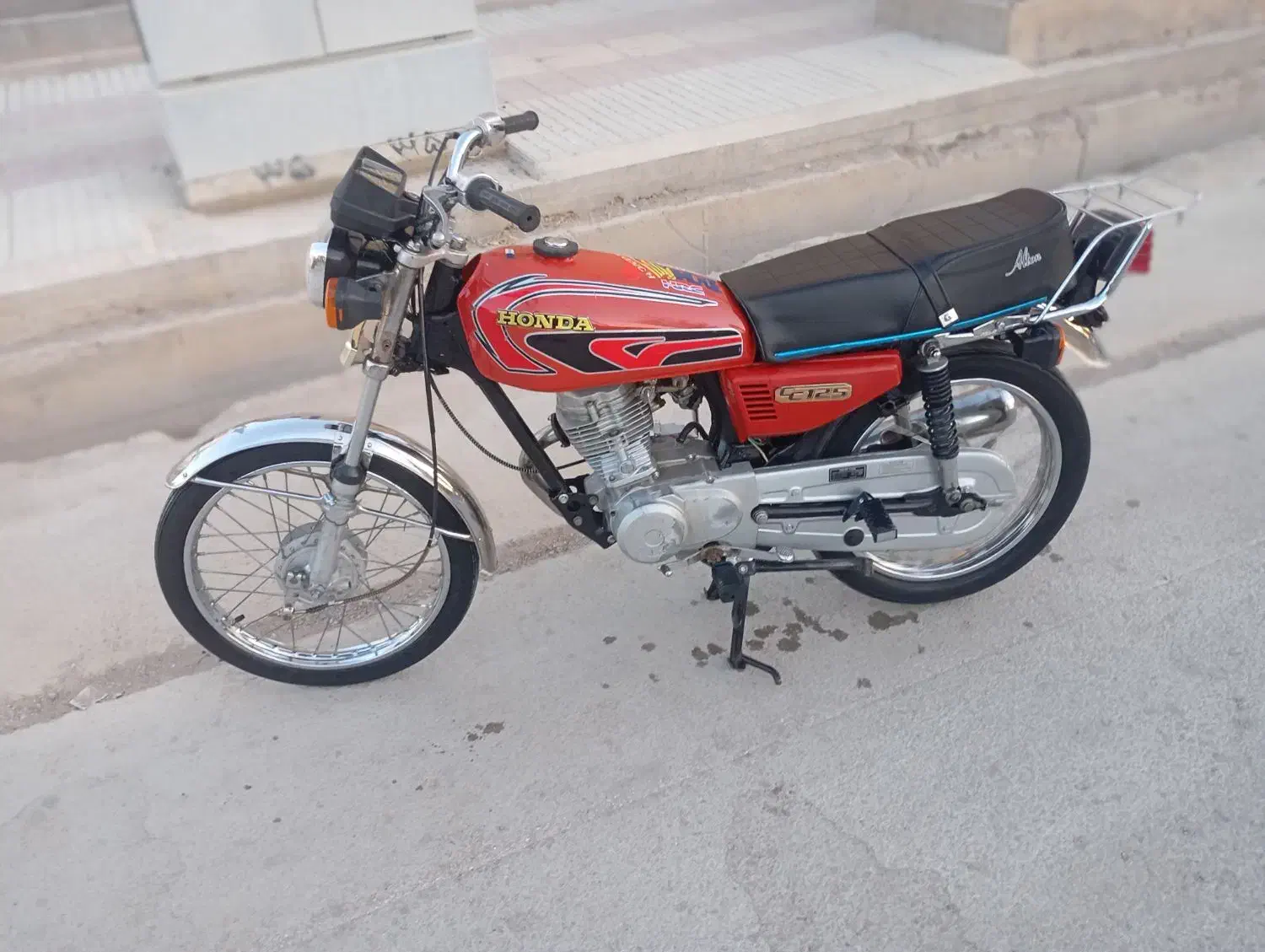 موتور مزایده مدل ۸۱|موتورسیکلت|لردگان, |دیوار