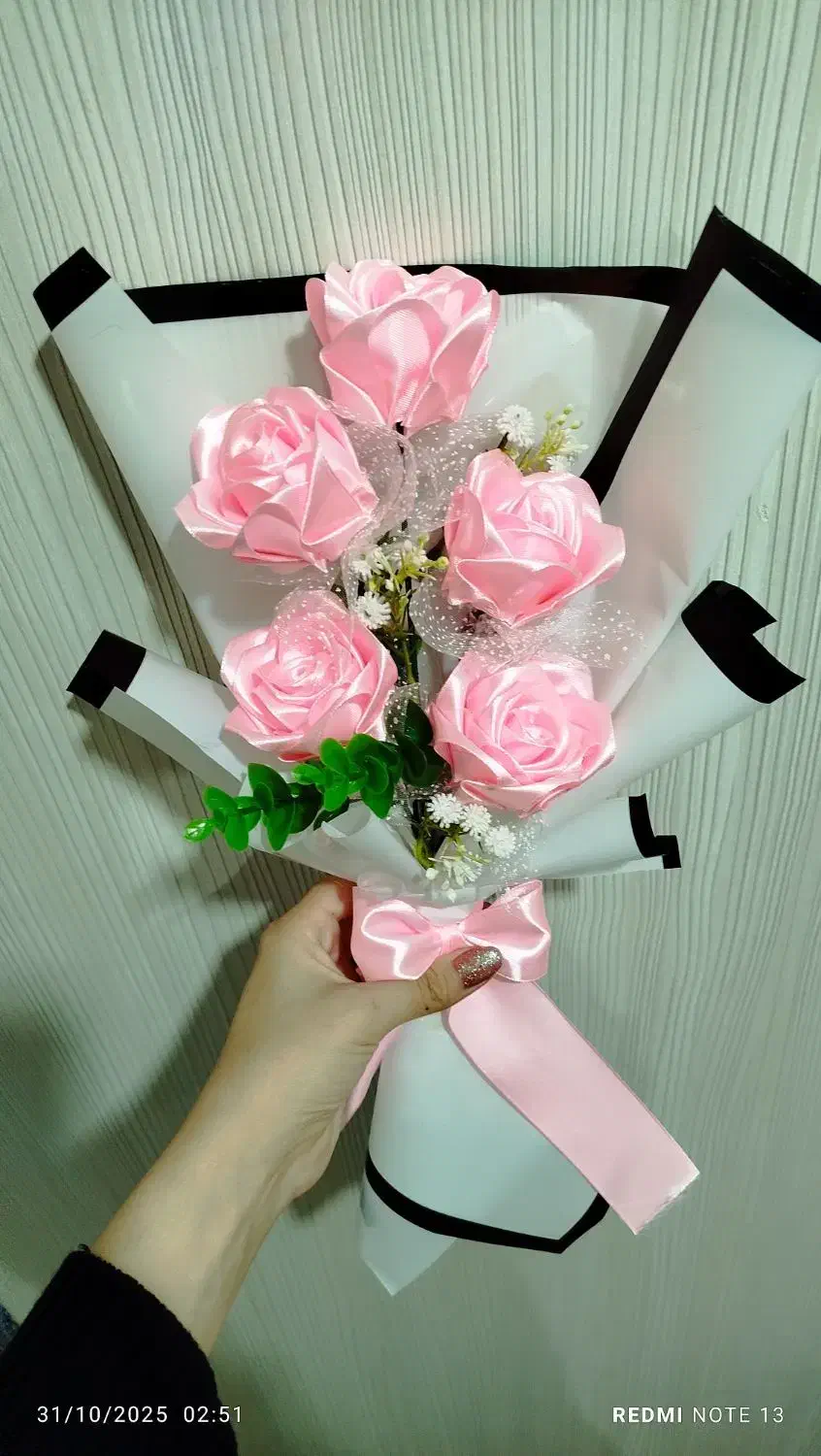 سفارش انواع باکس ودسته گل|گل مصنوعی|بیرجند, |دیوار