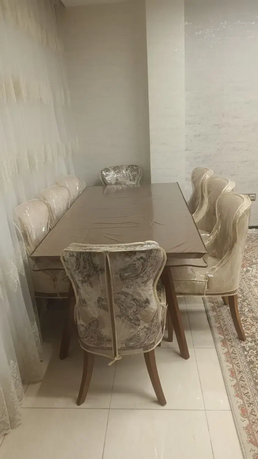 میز ناهار خوری ۸نفره|میز و صندلی غذاخوری|اصفهان, بهارستان|دیوار