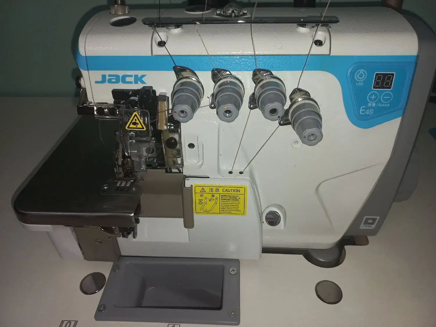 سردوز ۵نخ جک|چرخ خیاطی و ریسندگی|بوشهر, |دیوار