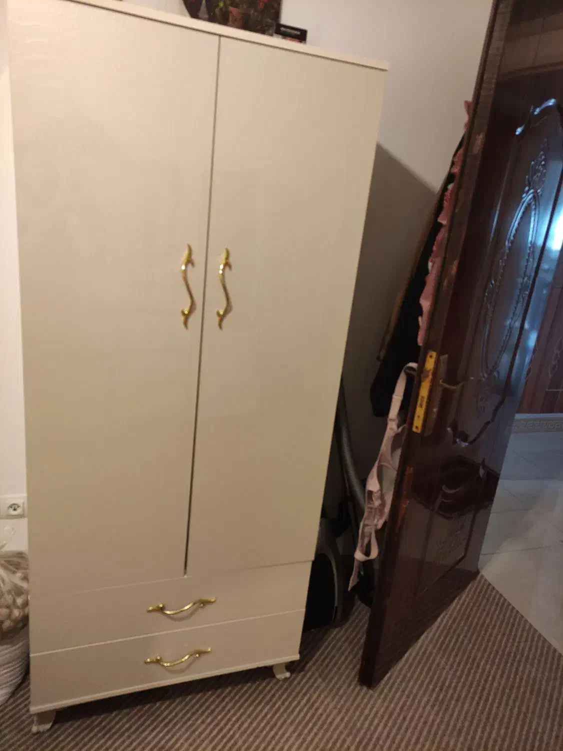 کمد کرم طلایی هایگلاس ترک|جاکفشی، کمد، دراور|مرودشت, دولت آباد|دیوار