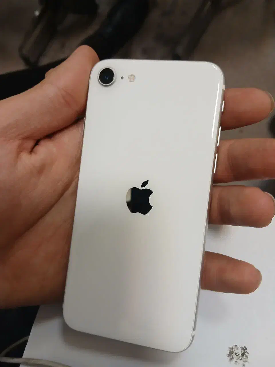 ایفون se2020|موبایل|شهرکرد, |دیوار