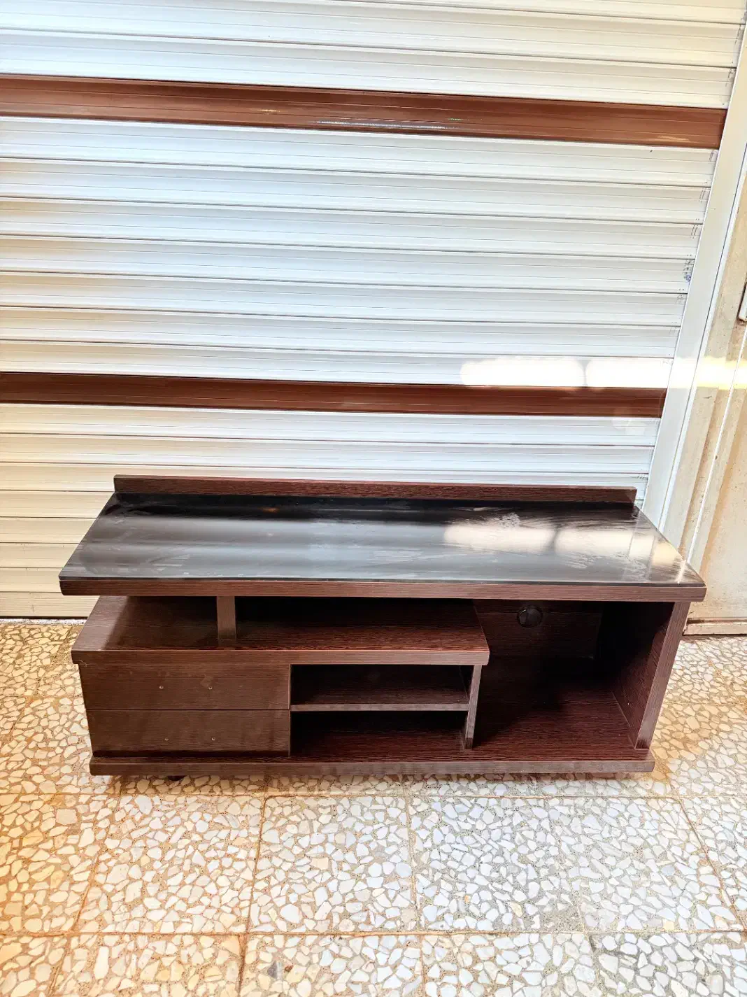 زیر تلویزیون|میز تلویزیون|رشت, پیرکلاچای|دیوار