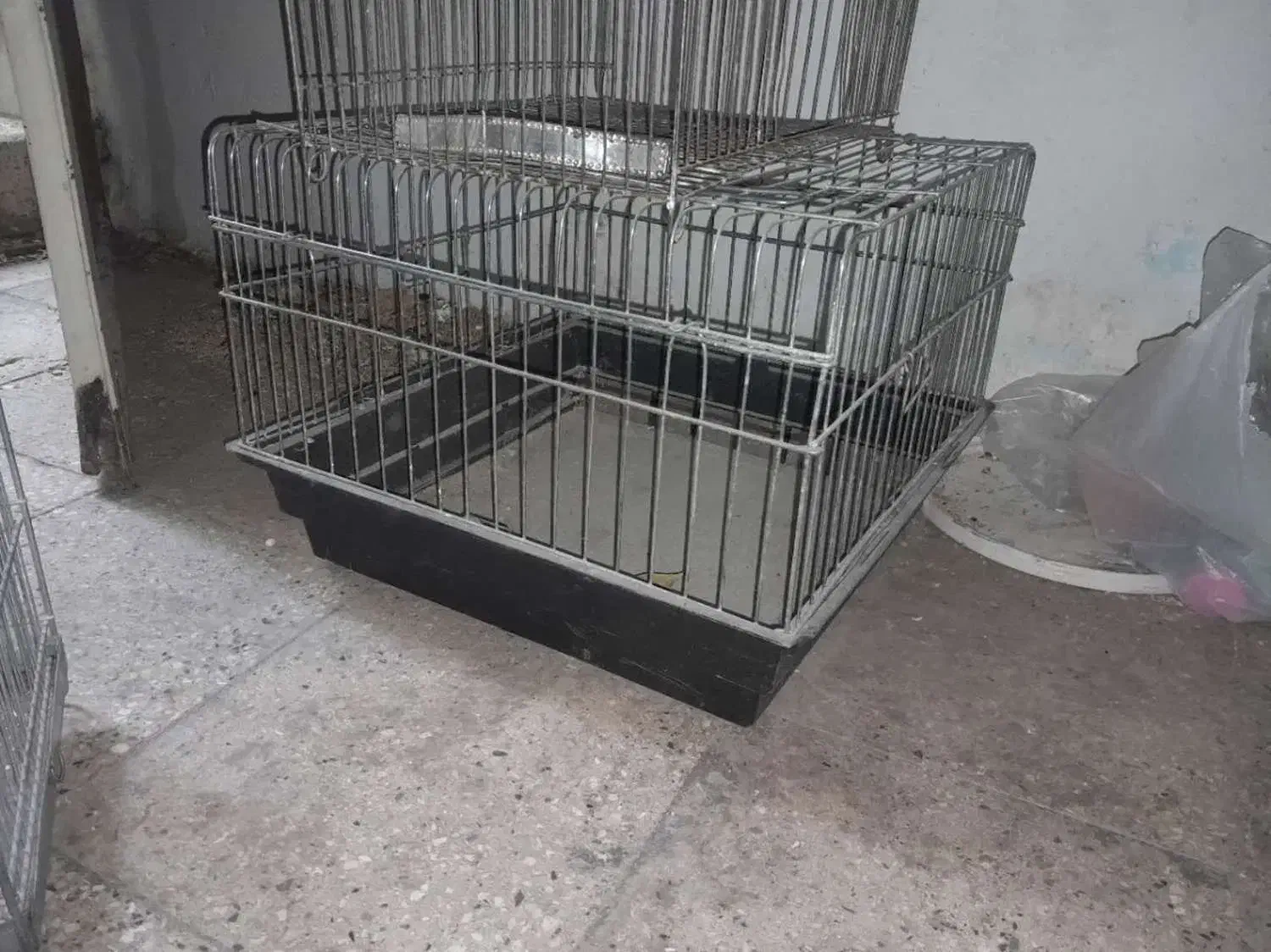 قفس حیوانات معاوضه میشود|لوازم جانبی حیوانات|مشکیندشت, |دیوار
