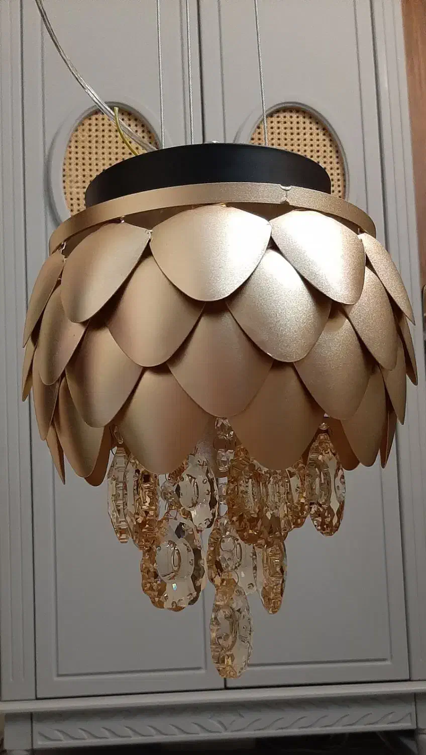 لوستر|لوستر و چراغ آویز|ری, صفاییه (چشمه علی)|دیوار