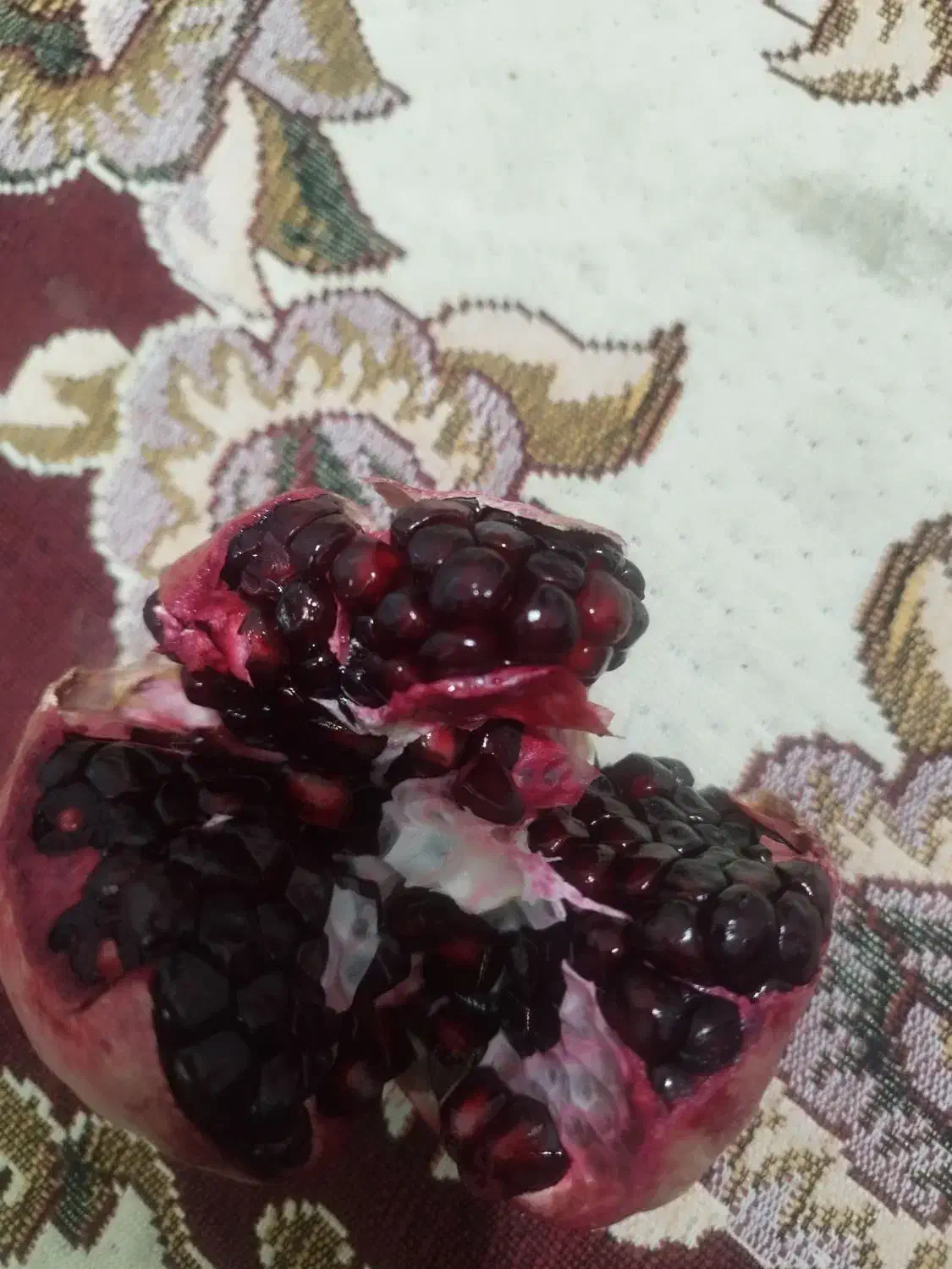 انار دون مشکی قیمت۱۵۰مقتوع عمده ۱۳۰ تومان|خوردنی و آشامیدنی|گلباف, |دیوار