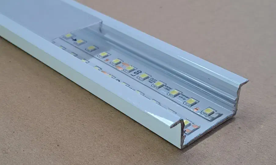 تخفیف ویژه ، چراغ لاین نوری ، نور خطی ، لاینر|لامپ و چراغ|برخوار, |دیوار