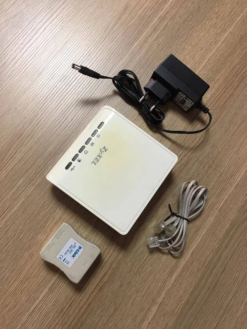 مودم Zyxel P660-ru /ADSL به همراه اسپلیتر|مودم و تجهیزات شبکه|تهران, عباس‌آباد|دیوار