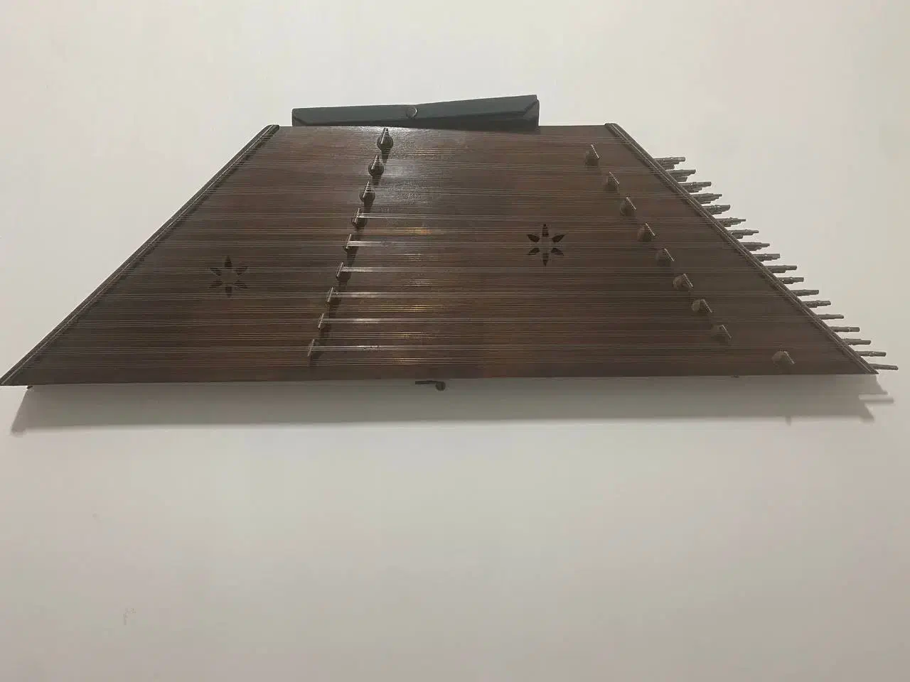 هنگدارم.گیتار.کمانچه.سنتور.ملودیکا|گیتار، بیس، امپلیفایر|رباطکریم, رباطکریم|دیوار