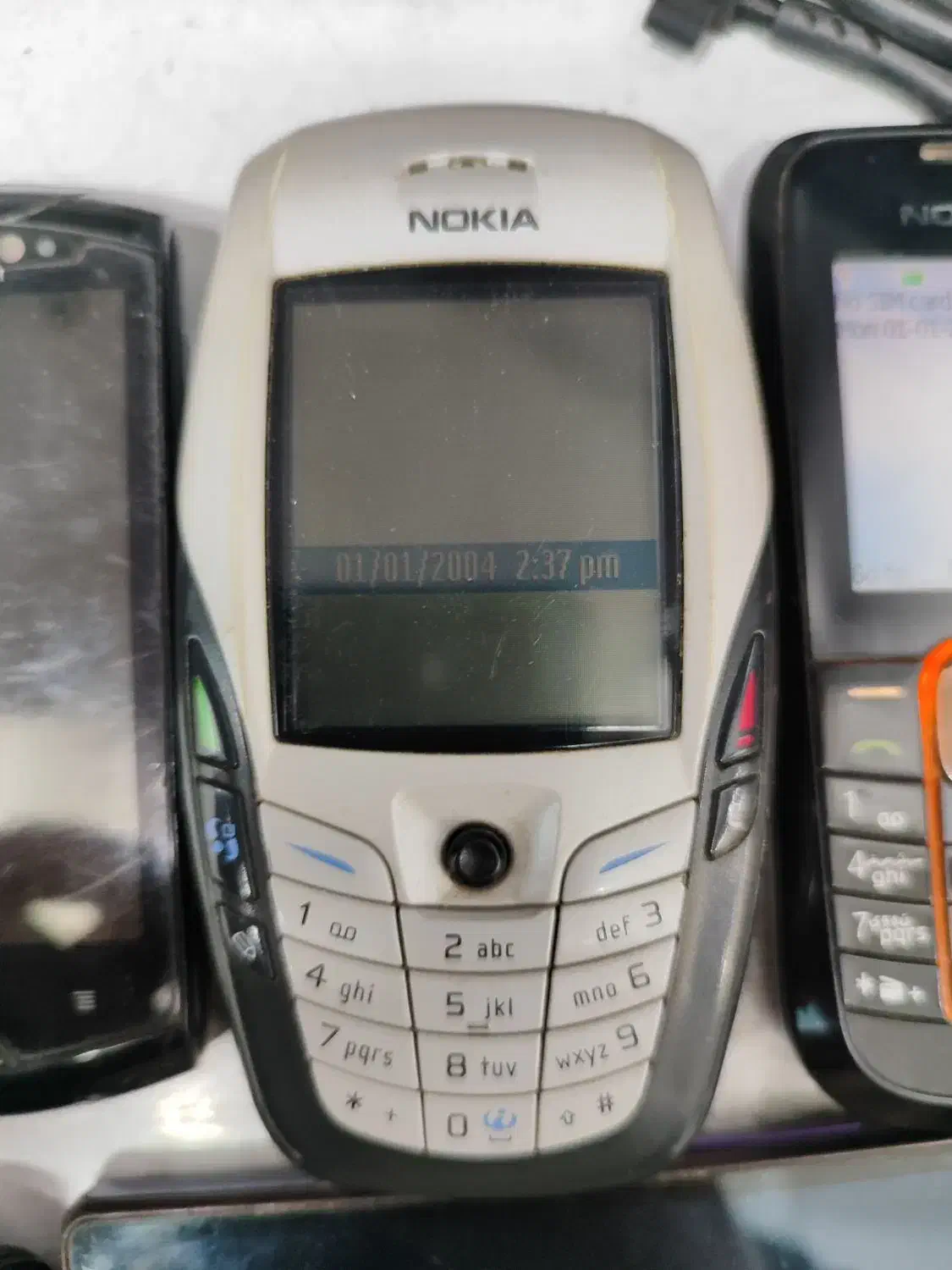 ۶ عدد گوشی قدیمی|موبایل|تهران, فلسطین (میدان انقلاب)|دیوار