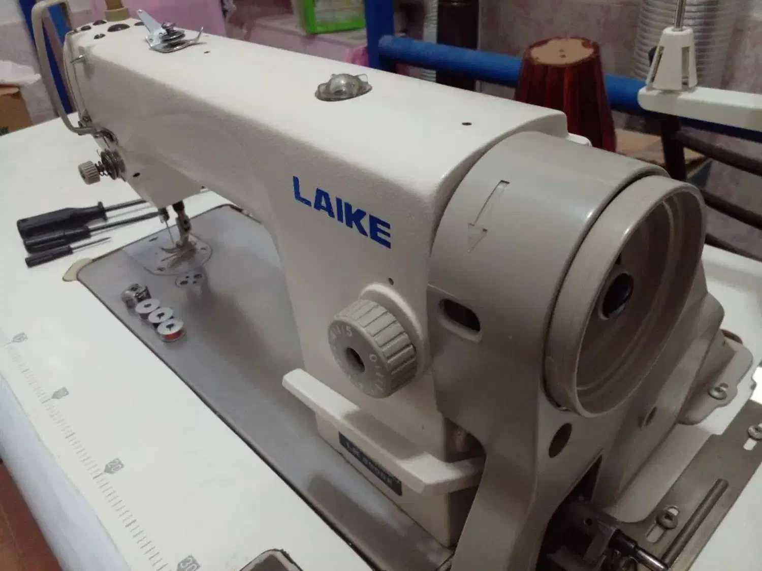 چرخ خیاطی لایکی راسته دوز|چرخ خیاطی و ریسندگی|فردوس (خراسان), |دیوار