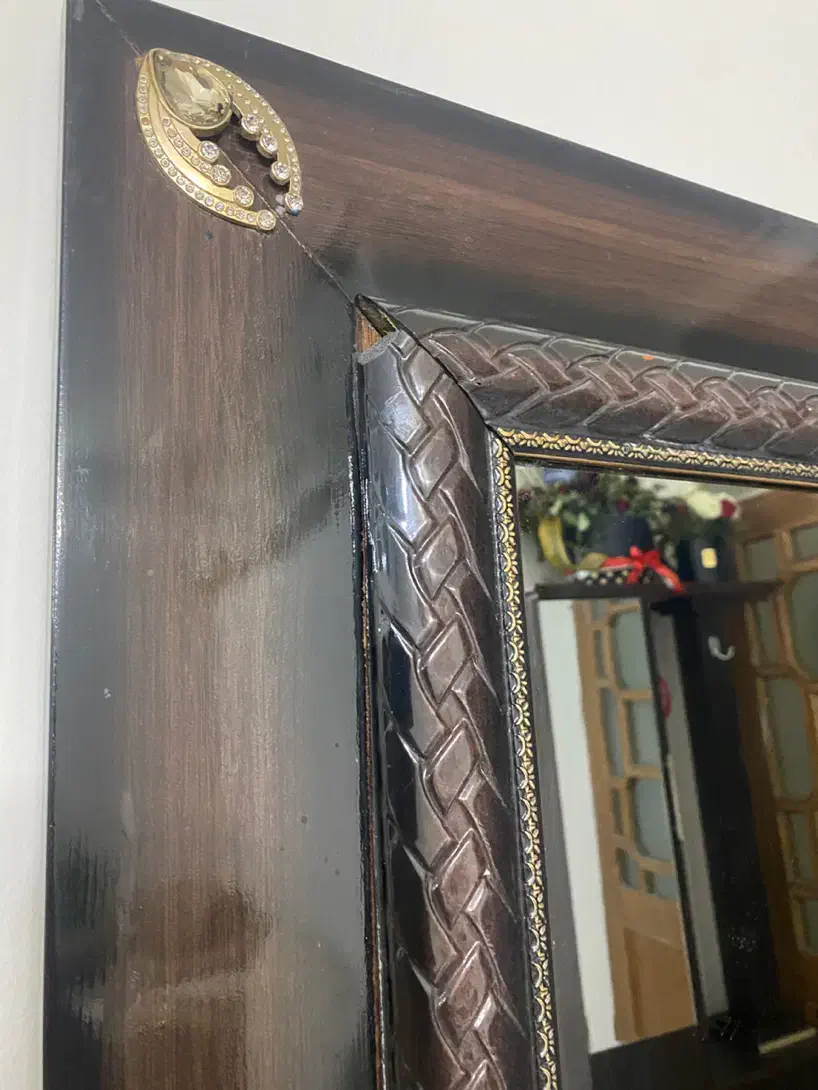 میز اینه|بوفه، ویترین، کنسول|نیشابور, ۲۲ بهمن|دیوار