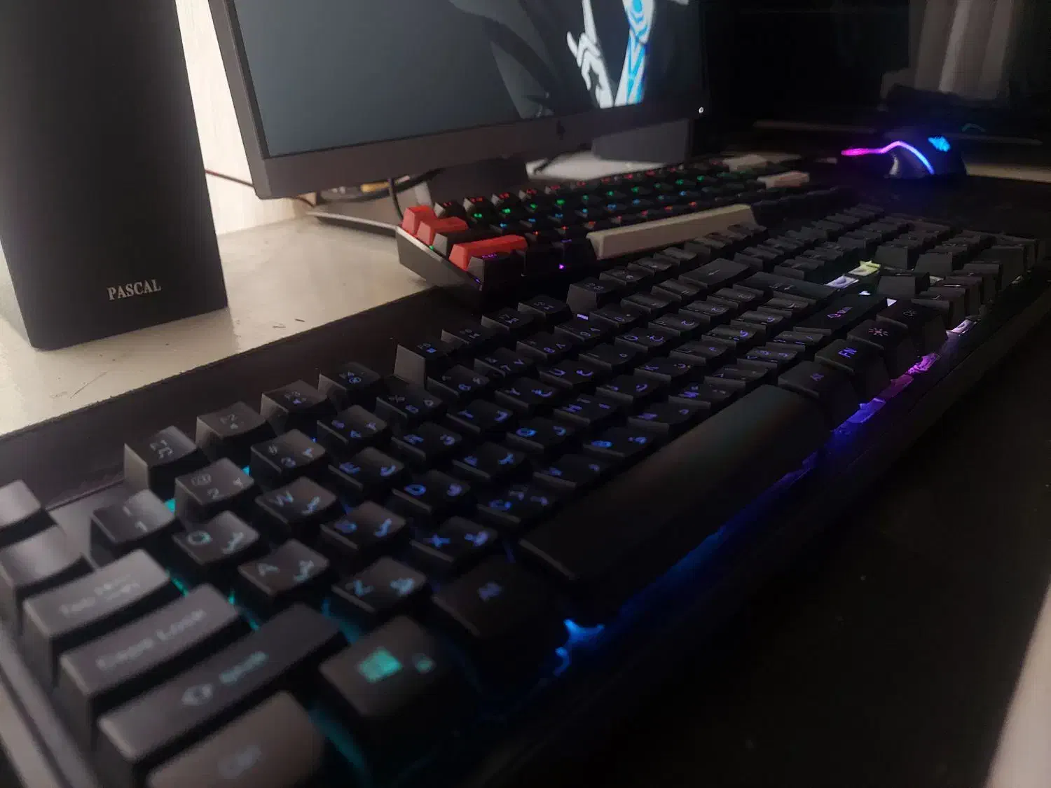 کیبرد گیرین نیمه مکانیکال|قطعات و لوازم جانبی رایانه|نیشابور, هفده شهریور|دیوار