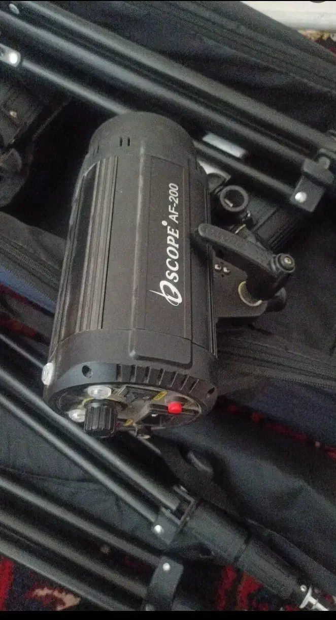 نور اتلیه به همراه پایه|دوربین عکاسی و فیلم‌برداری|تبریز, |دیوار