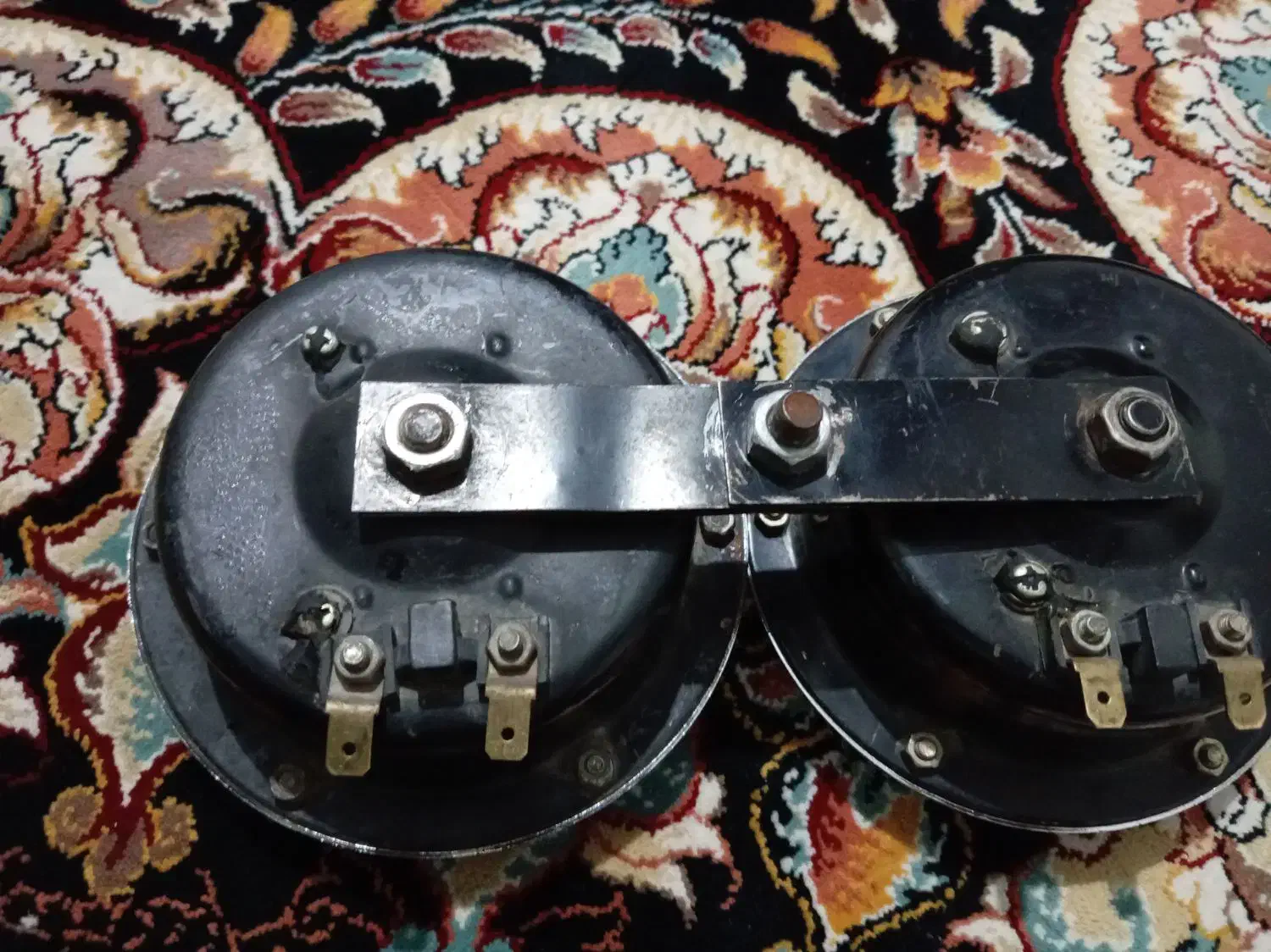 بوق بنزی اصلی 8و 9 با بوق حلزونی|قطعات یدکی و لوازم جانبی|نیشابور, بنیاد شهید|دیوار