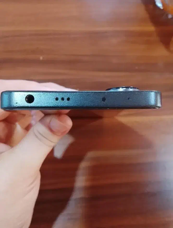 نوت 13|موبایل|رشت, چله خانه|دیوار