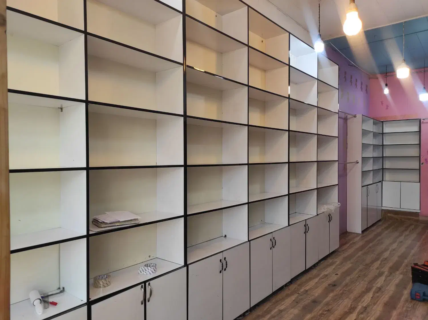 قفسه تمام ام دی اف سفید|کتابخانه، شلف، قفسههای دیواری|چالوس, |دیوار