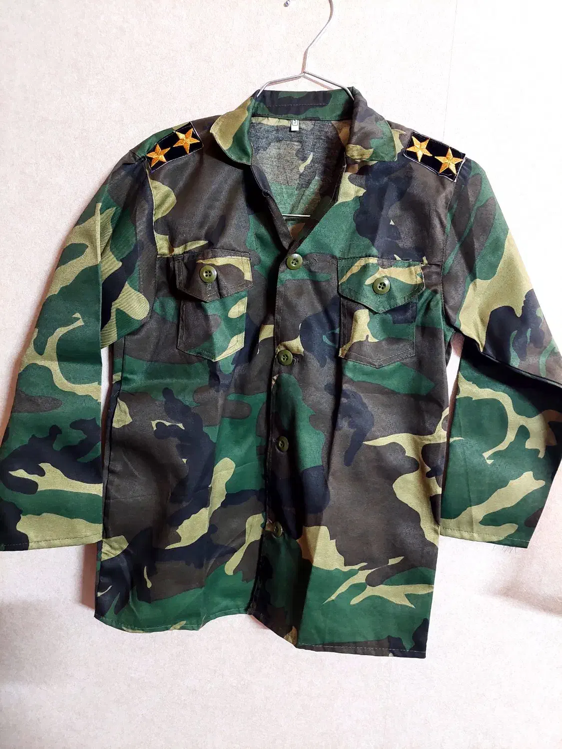 لباس ارتشی پسرانه|کفش و لباس بچه|اصفهان, تخت فولاد|دیوار