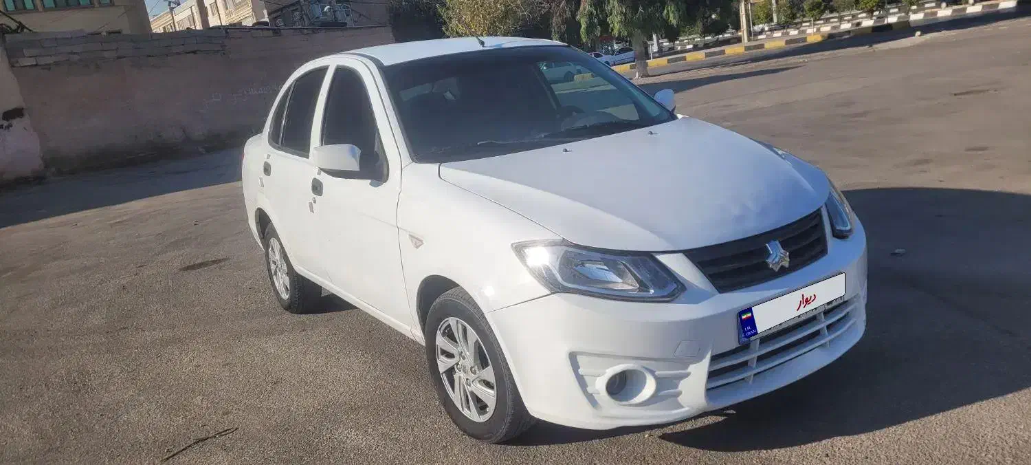 ساینا فول مدل ۹۷سفید تمیز بکر مناسب|خودرو سواری و وانت|شیراز, قالیشویی|دیوار