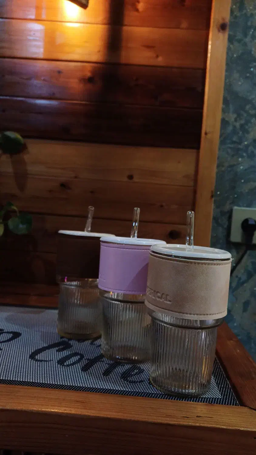 ماگ شیشه‌ای سبک مینیمال مناسب نوشیدنی های سرد|ظروف سرو و پذیرایی|اسلام‌شهر, مظفریه|دیوار