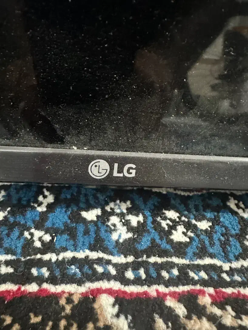 پنل شکسته تلویزیون|تلویزیون و پروژکتور|بوشهر, |دیوار