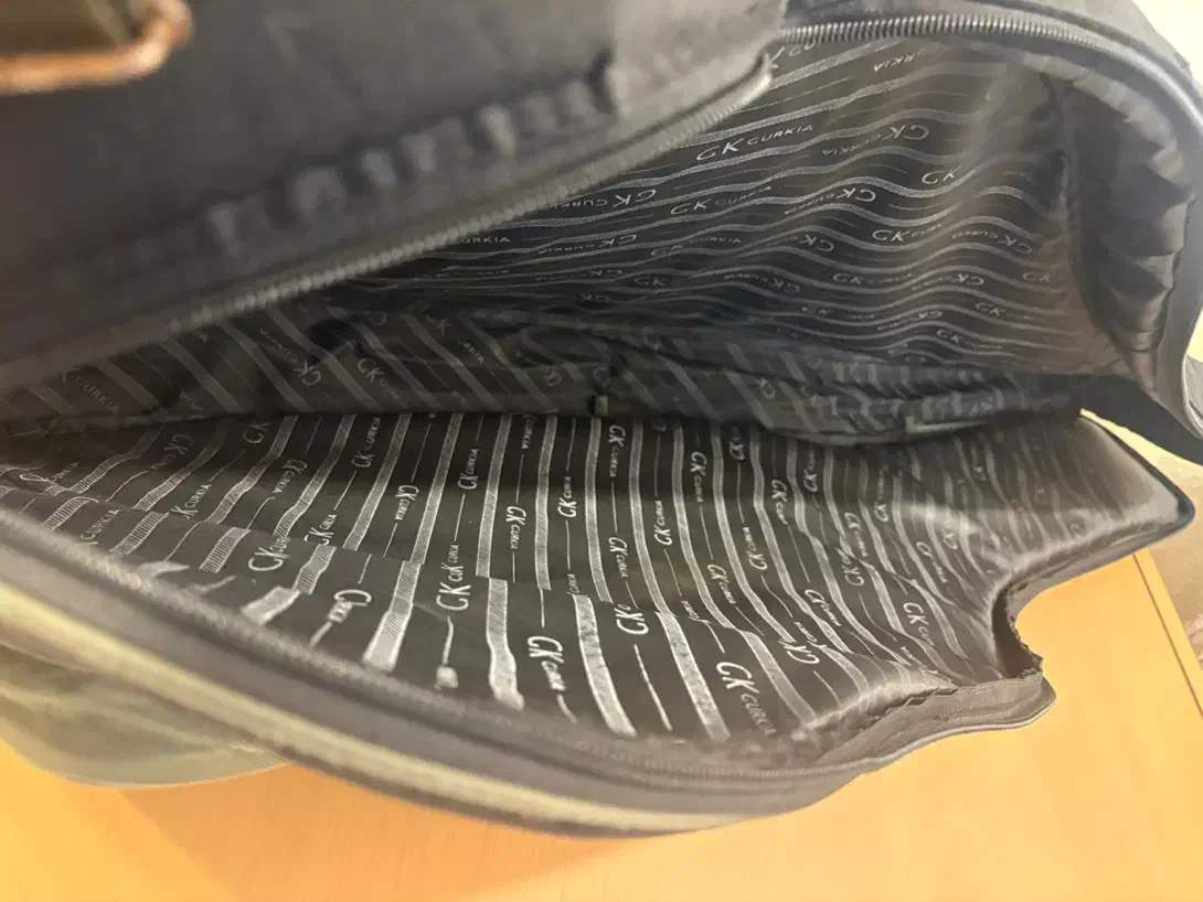 کیف گیتار|گیتار، بیس، امپلیفایر|تنکابن, |دیوار