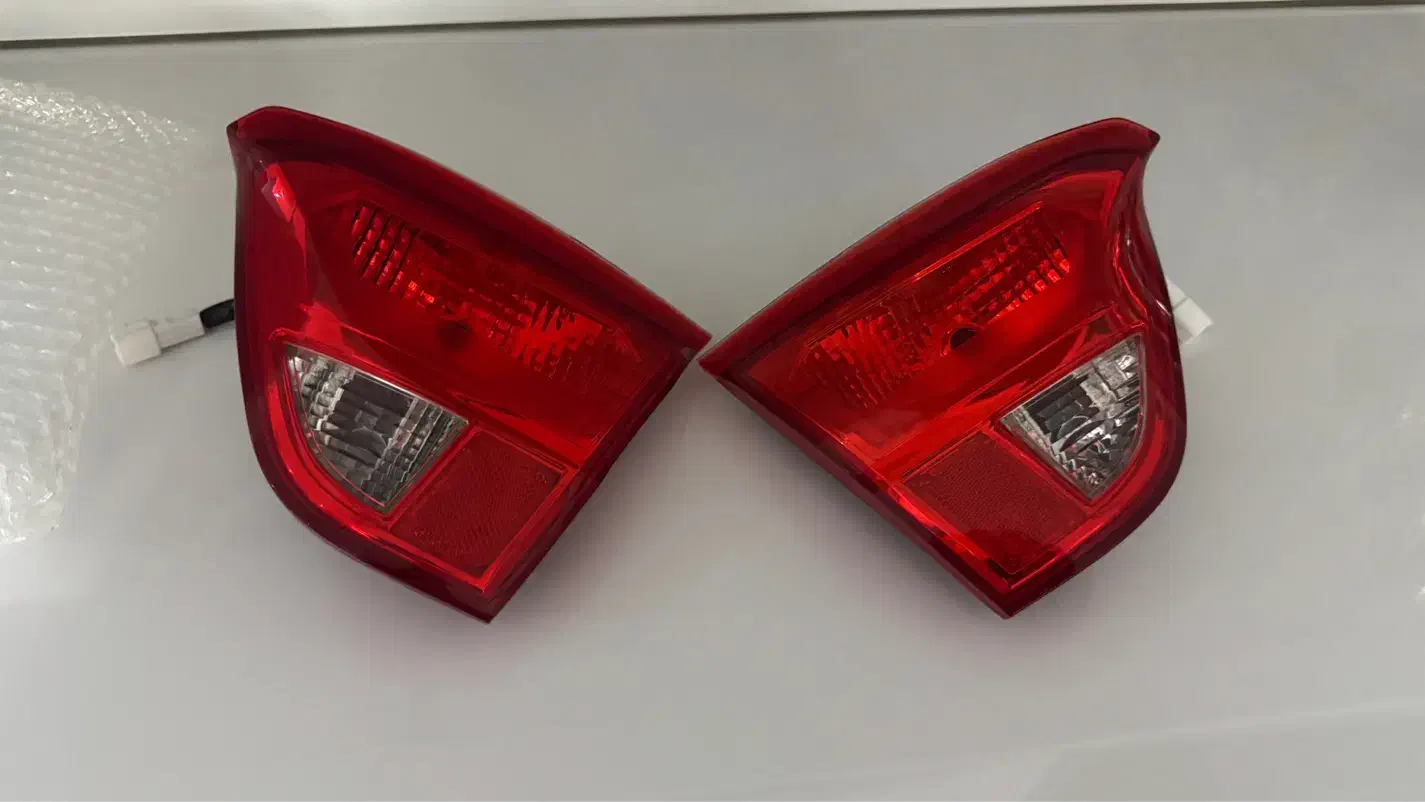 چراغ عقب کوییک روی صندوق و فنر کوییک|قطعات یدکی و لوازم جانبی|اردبیل, |دیوار